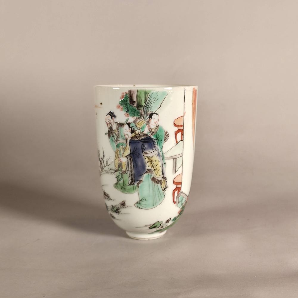 AA62 Famille verte 'U' shape beaker Kangxi(1662-1722) painted in famille verte enamels depicts a famous East Asian allegorical tale known as The Vinegar Tasters (Sān suān tú)