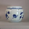AA37 Chinese blue and white food vessel of bulbous form Kangxi(1662-1722)
