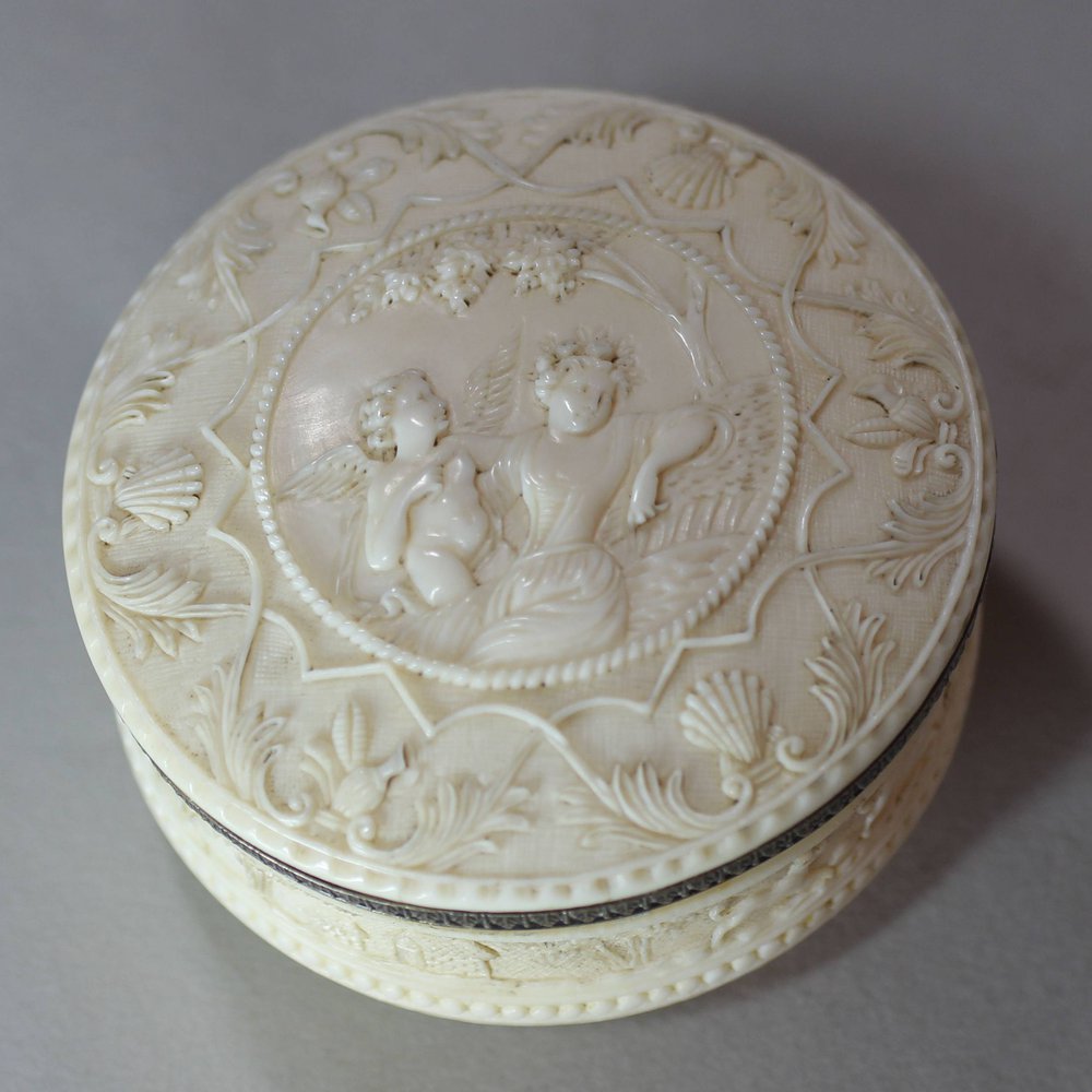 F310 18th century ivory circular box and cover, possibly French