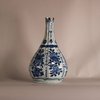 W906 Chinese kraak bottle vase, Wanli (1573-1619)