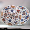 JB70 Pair of Chinese Imari chargers, Kangxi (1662-1722),