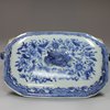 L83 Nankin blue and white sauce tureen and cover