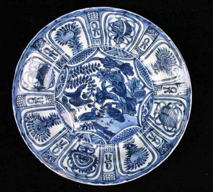 N458 Blue and white kraak porcelain dish, Wanli (1573-1619)