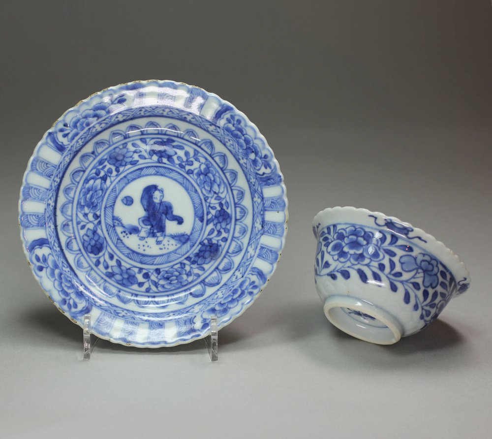 N531 Blue and white teabowl and saucer, Kangxi (1662-1722)