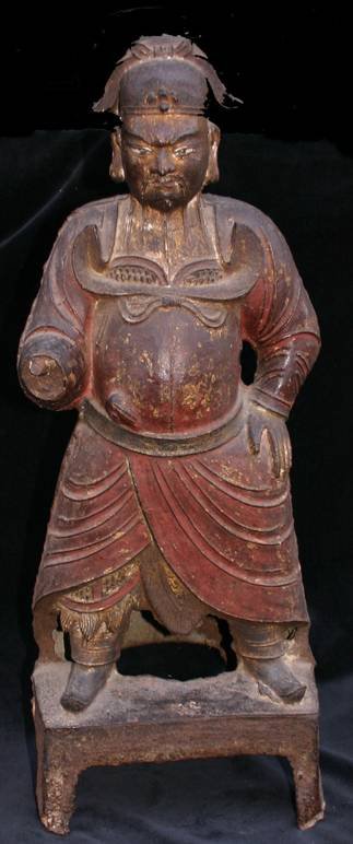 N947 A rare Chinese iron figure of Guandi, Jiaqing (1522-1566)
