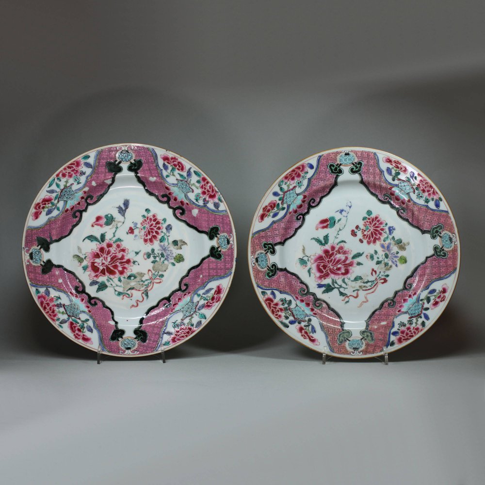 P189 Pair of famille rose plates, Qianlong (1736-95)
