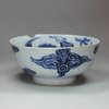 P512C English Delft blue and white bowl, 18th century