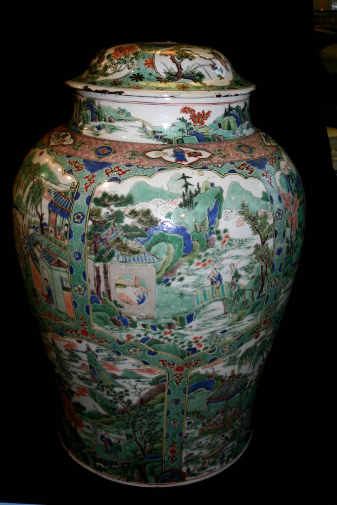 P744 Large famille verte vase, Kangxi (1662-1722)