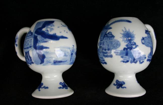 Q284 Pr of Chinese blue and white mustard pots