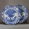 R152 Pair of Dutch Delft blue and white plates, 18th century