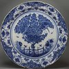 R152 Pair of Dutch Delft blue and white plates, 18th century