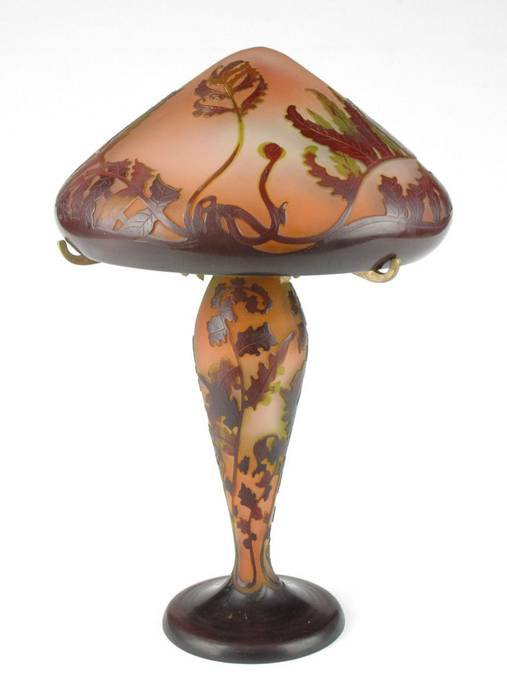 R373 Fine Galle mushroom-shaped glass lamp, circa 1900