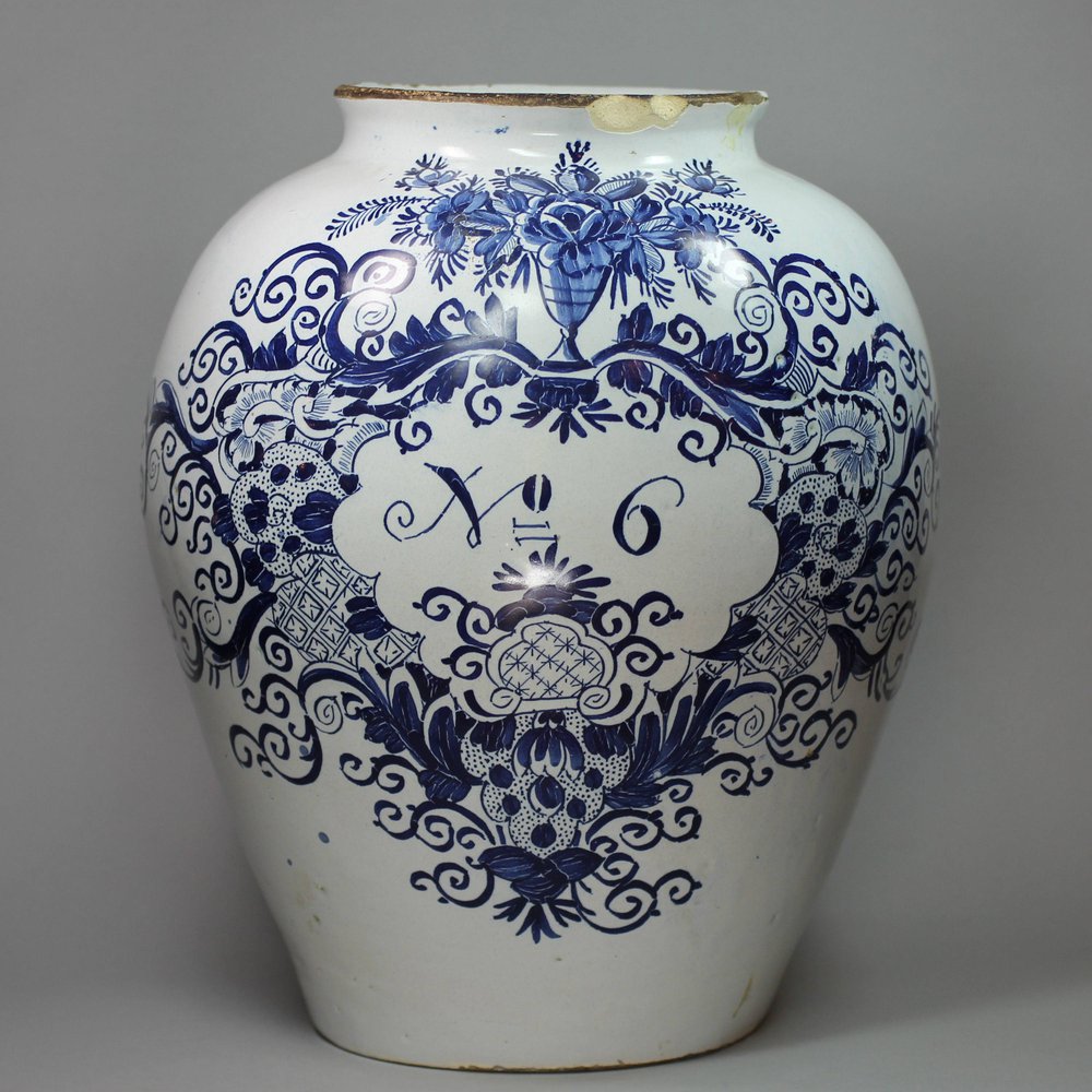 R609 Dutch Delft blue and white oviform tobacco jar