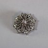 R657A Diamond brooch of flowerhead form