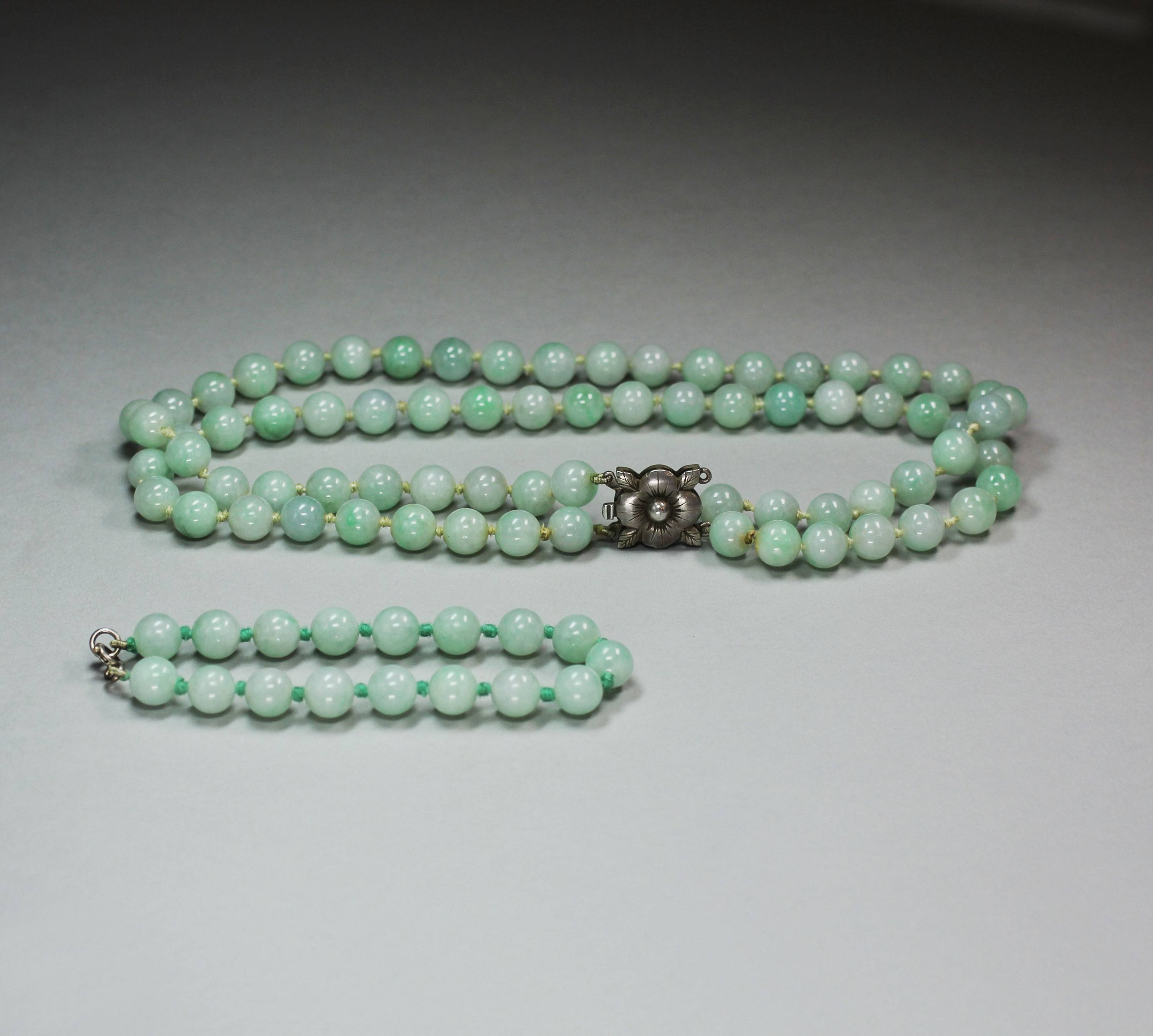 Chinese Celadon Jade Bead Necklace with Silver Clasp 1930's – Bear and  Raven Antiques