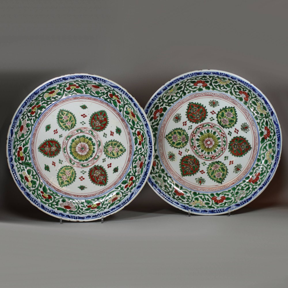 U215 Large pair of famille verte dishes for the Islamic market