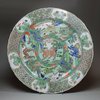 U344 Large famille verte dish, Kangxi (1662-1722)