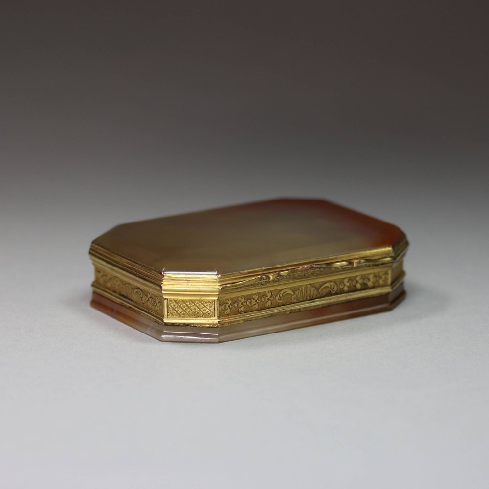 U66 French agate and gilt-copper box, 19th century