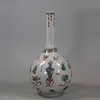 U689 Famille verte bottle vase, Kangxi (1662-1722)