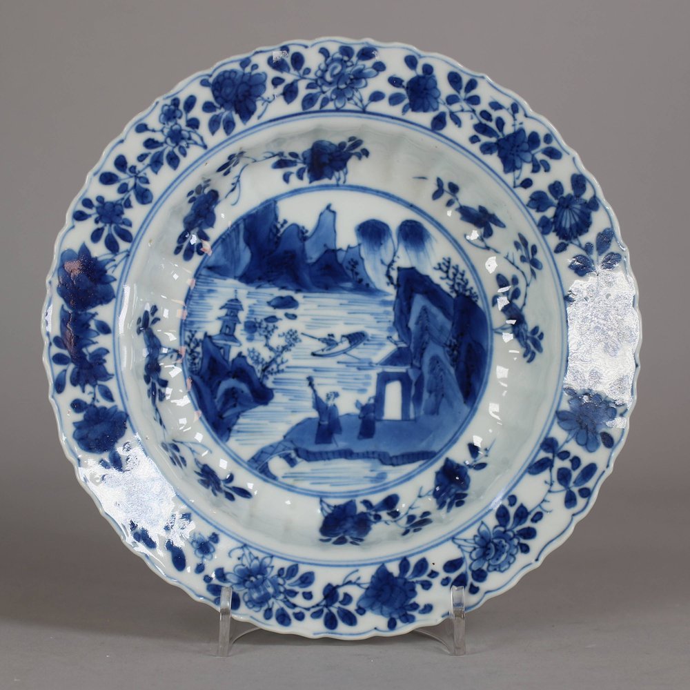 W313 Small Chinese moulded blue and white deep dish