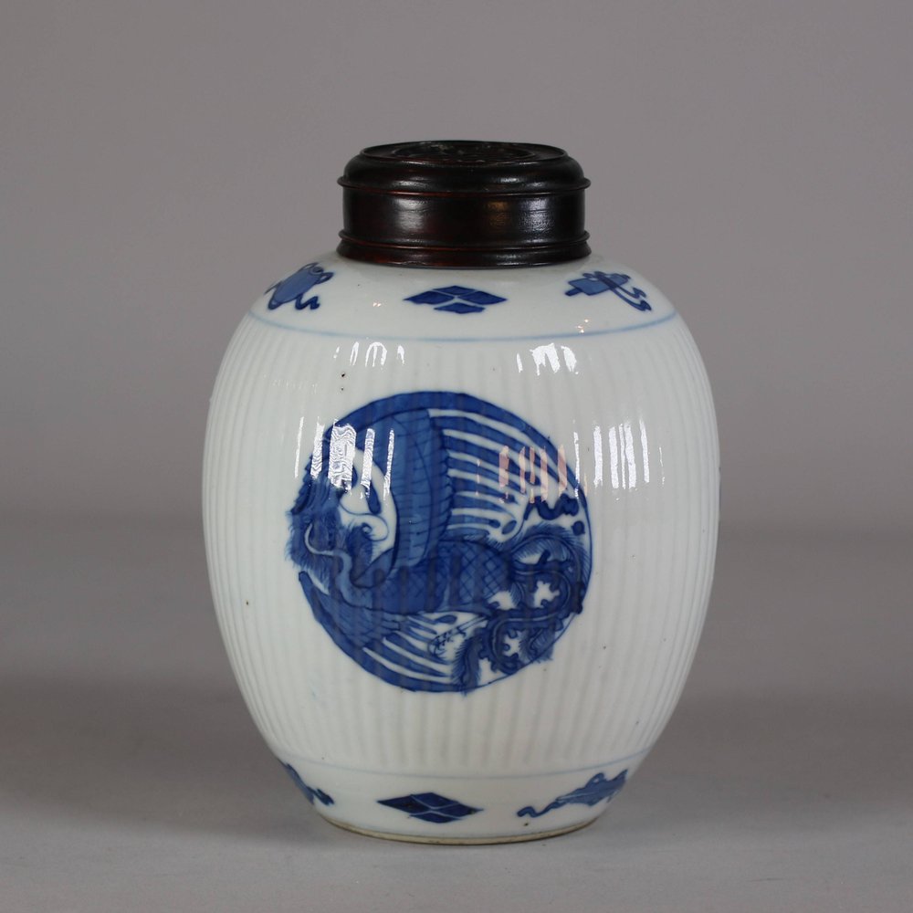 W330 'phoenix' blue and white vase, 17th century