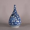 W604 Japanese blue and white pear-shaped vase, Edo Period