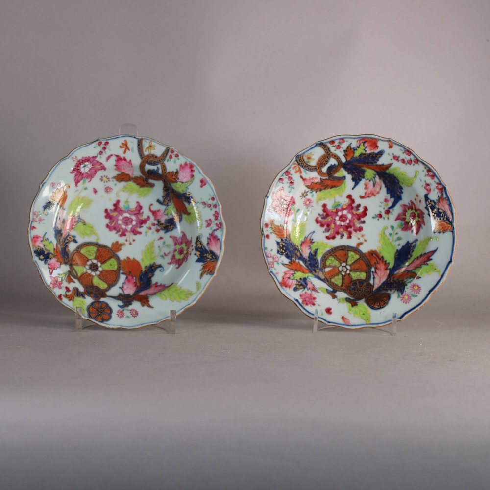 W678 Pair of Chinese pseudo-tobacco leaf plates, Qianlong (1736-95)