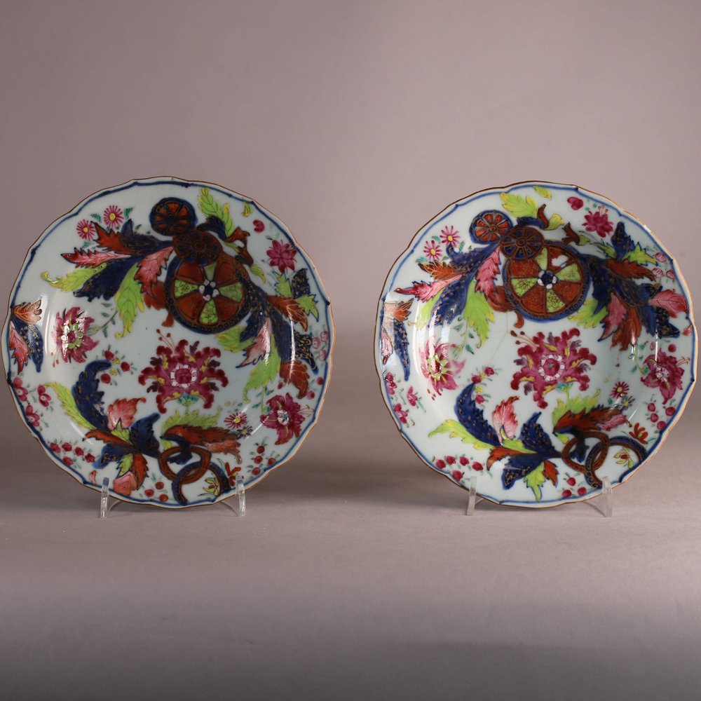 W681 Pair of Chinese pseudo tobacco leaf plates, Qianlong (1736-95)