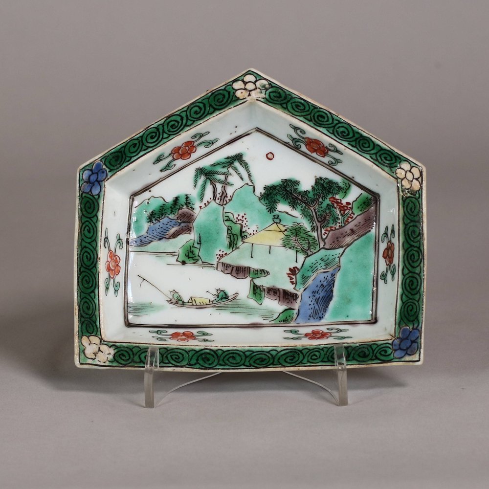 W692 Chinese famille verte biscuit hors d'oeuvre dish, Kangxi (1662-1722)