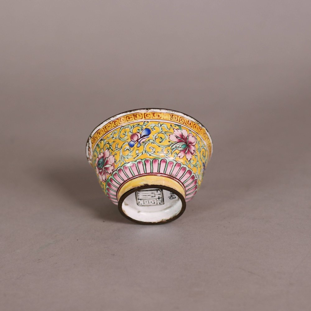 W743 Chinese Canton enamel tea bowl, 18th century
