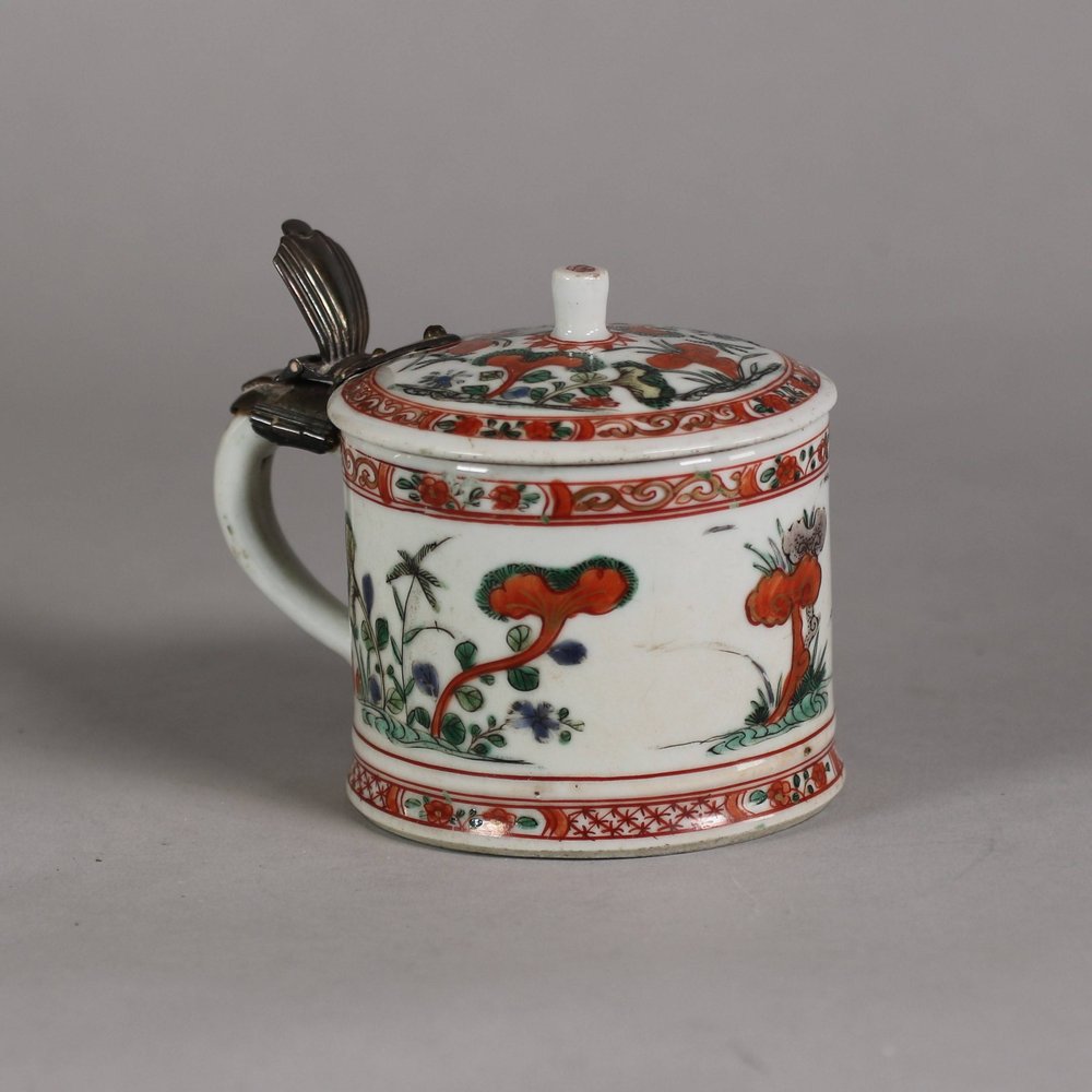 W767 Famille verte mustard cup and cover with metal mounts, Kangxi (1662-1722)
