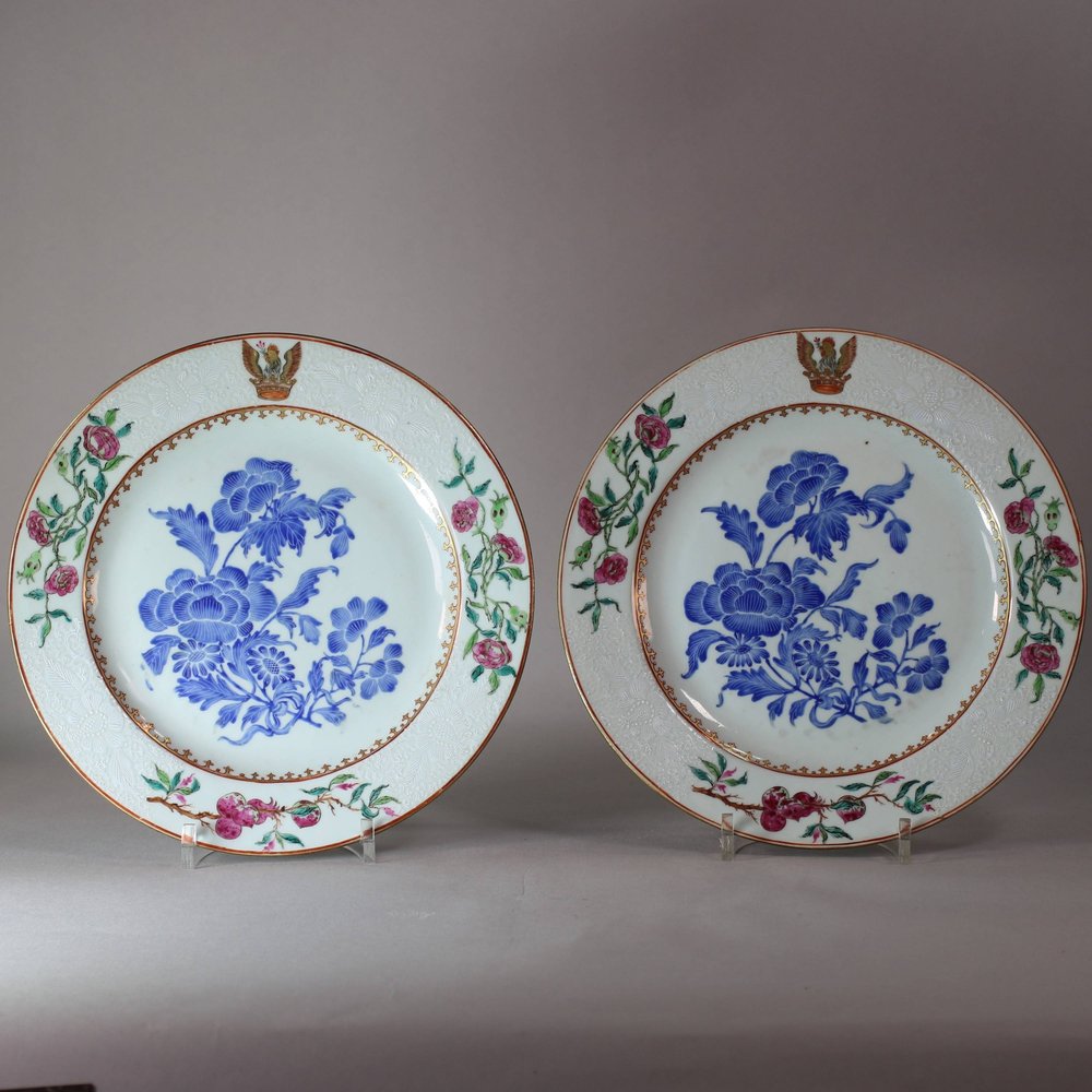 W923 Pair of Armorial Plates, Early Qianlong (1736-1795)