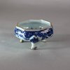 W939 Chinese blue and white octagonal salt on 3 feet, Qianlong (1736-1795)