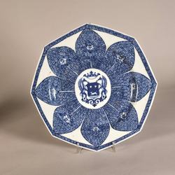 Pair of Chinese blue and white octagonal armorial plate, Qianlong (1736-96) c.1740, decorated in the centre with the arms of Elias de Haze