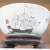 W992 Chinese famille rose bowl Qianlong(1728-1795) decorated with a sailing ship