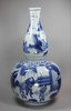 X324 A good Chinese blue and white double gourd vase