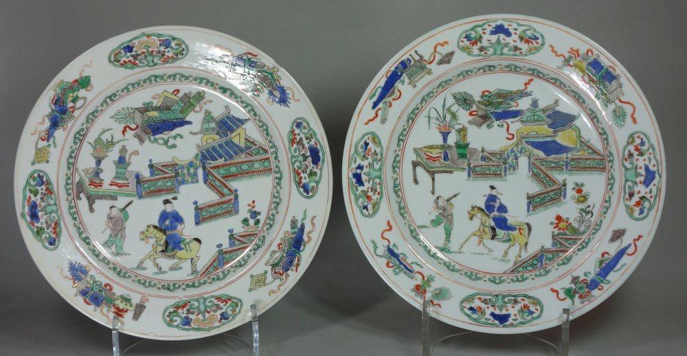 X591 Pair of famille verte plates, Kangxi (1662-1722)
