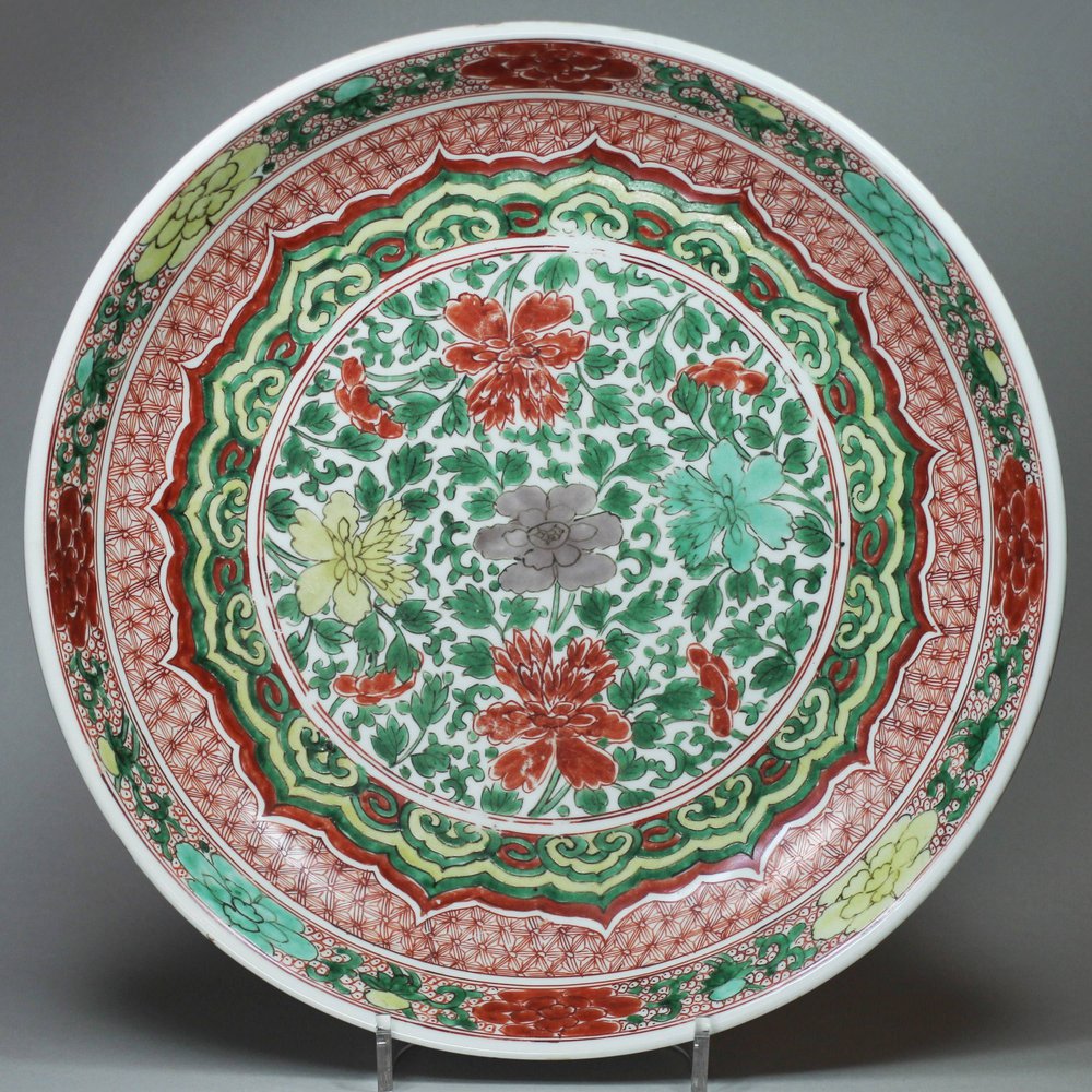 X718 Famille verte dish, early Kangxi (1662-1722)