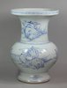 X892 Rare Chinese late Kangxi or Yongzheng vase