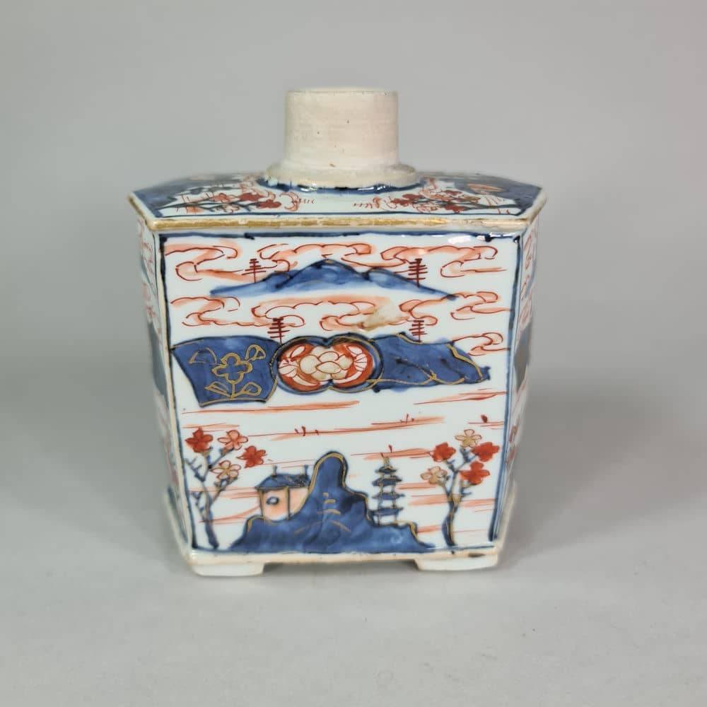 W99 Imari hexagonal caddy, Qianlong (1736-95)