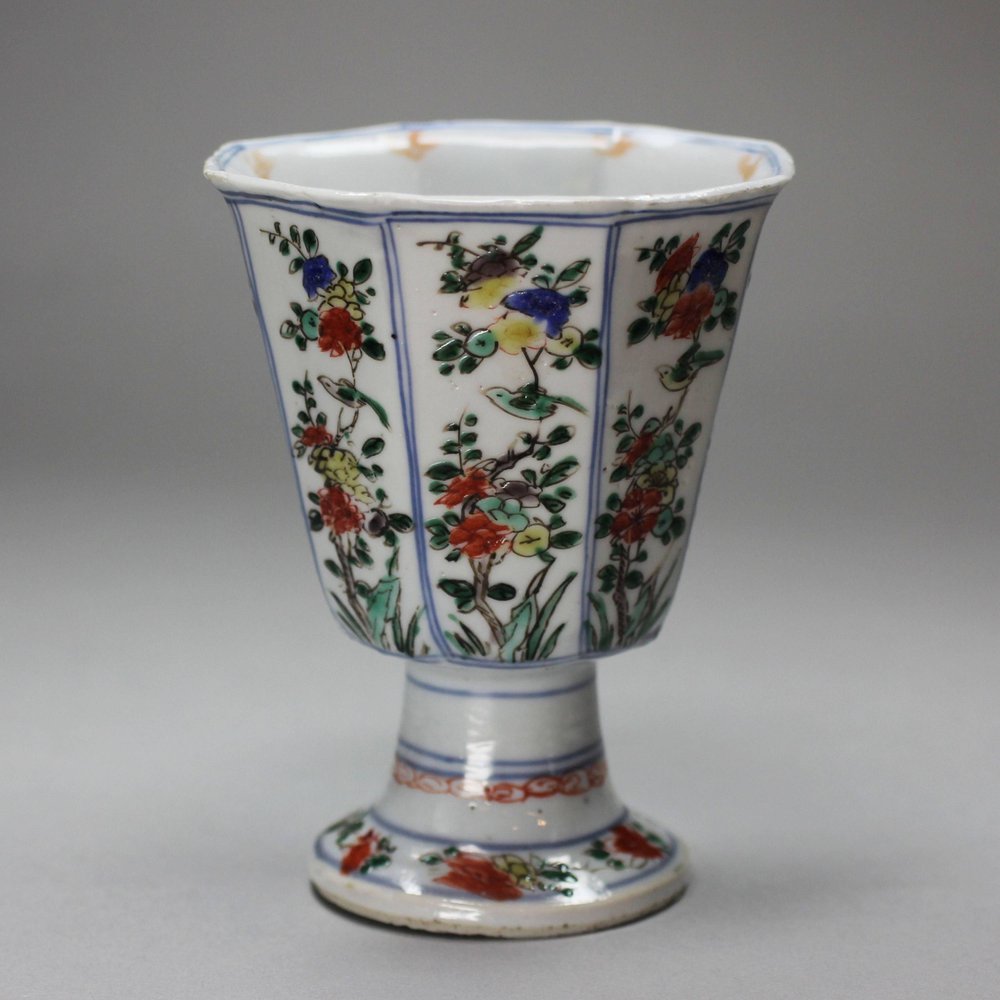Y313 Famille verte octagonal stem cup, Kangxi (1662-1722)