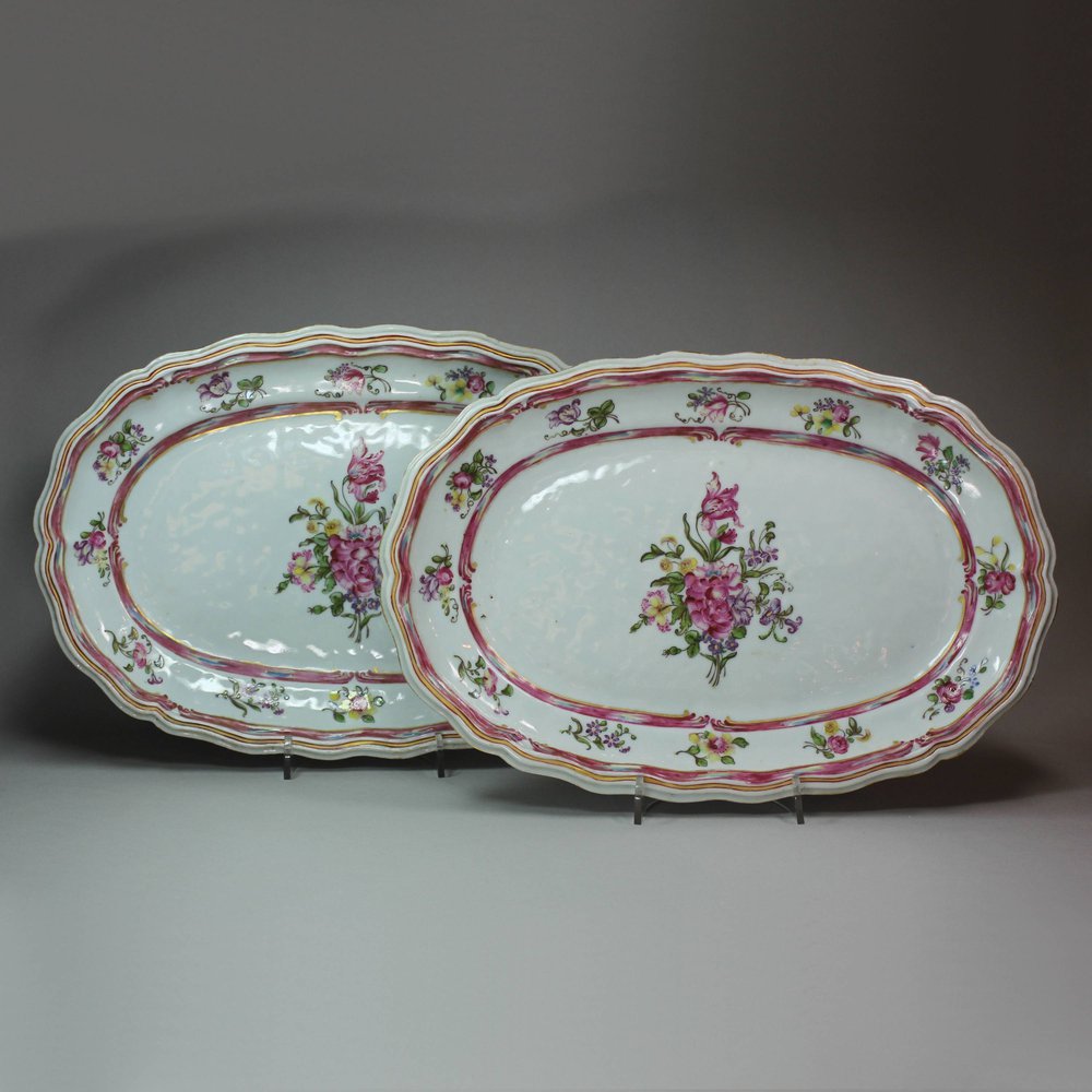 Y487 Pair of famille rose platters, Qianlong (1736-95)