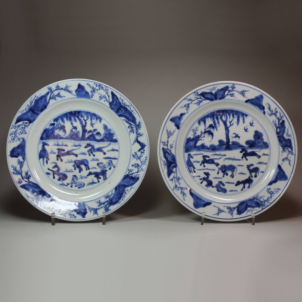 Y643 Pair of Chinese 'Eight Horses' blue and white plates
