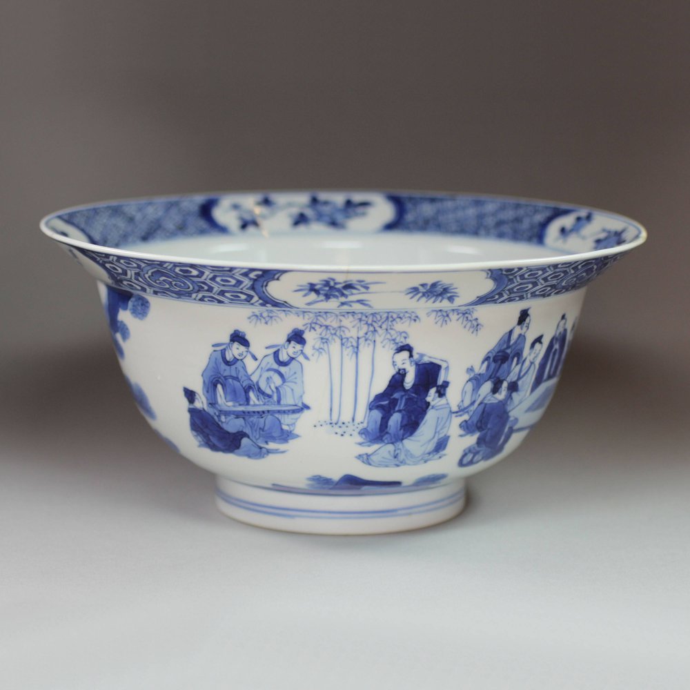Y749 Blue and white bowl, Kangxi mark and period (1662-1722)