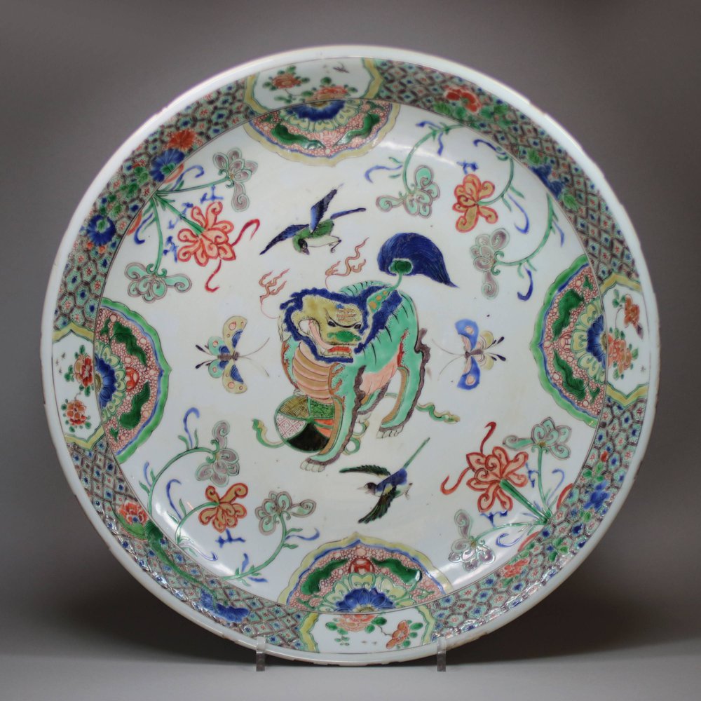 Y905 Large famille verte dish, Kangxi (1662-1722)