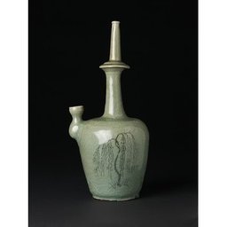 Figure 2: Celadon kundika with willow sanggam inlay, Koryǒ c.1200-1250, stoneware, height 34.3cm. V&A [C.743-1909]